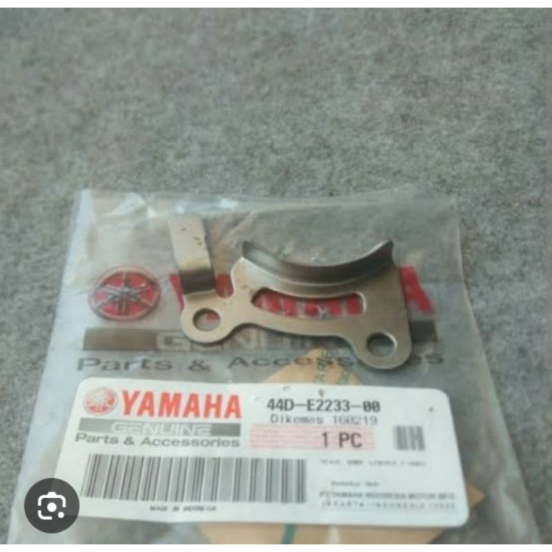 Plat Guide Stopper Tensioner Bawah Yamaha Xeon RC GT 125, Mio M3, Soul GT, XRide 44D-E2233-00