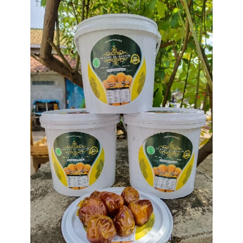 

Kurma Sukkari Ember AlQassim Grade A 850 Gr Original Premium Lembut Manis