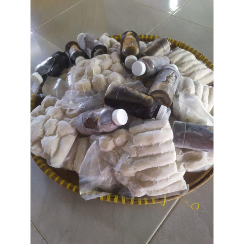 

MPEKMPEK PALEMBANG ASLI HOMADE ISI 25 PCS CAMPUR