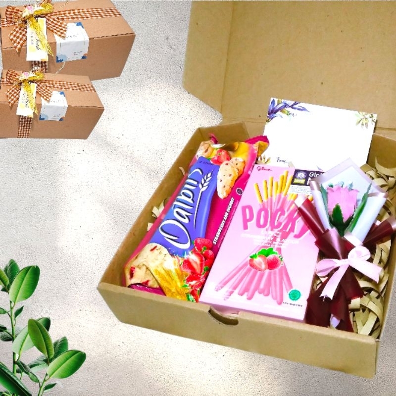

Hampers Snack /Valentine Gift /Kado Valentine/ Hampers Wisuda (Ulang Tahun)