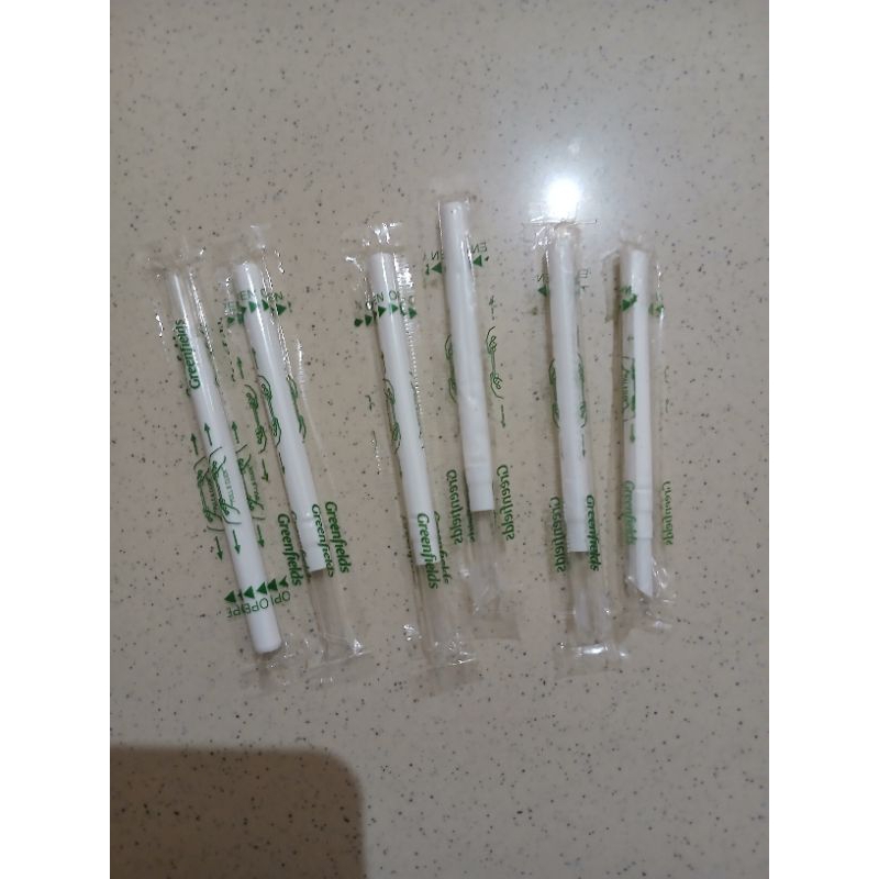 sedotan plastik panjang (greenfields)