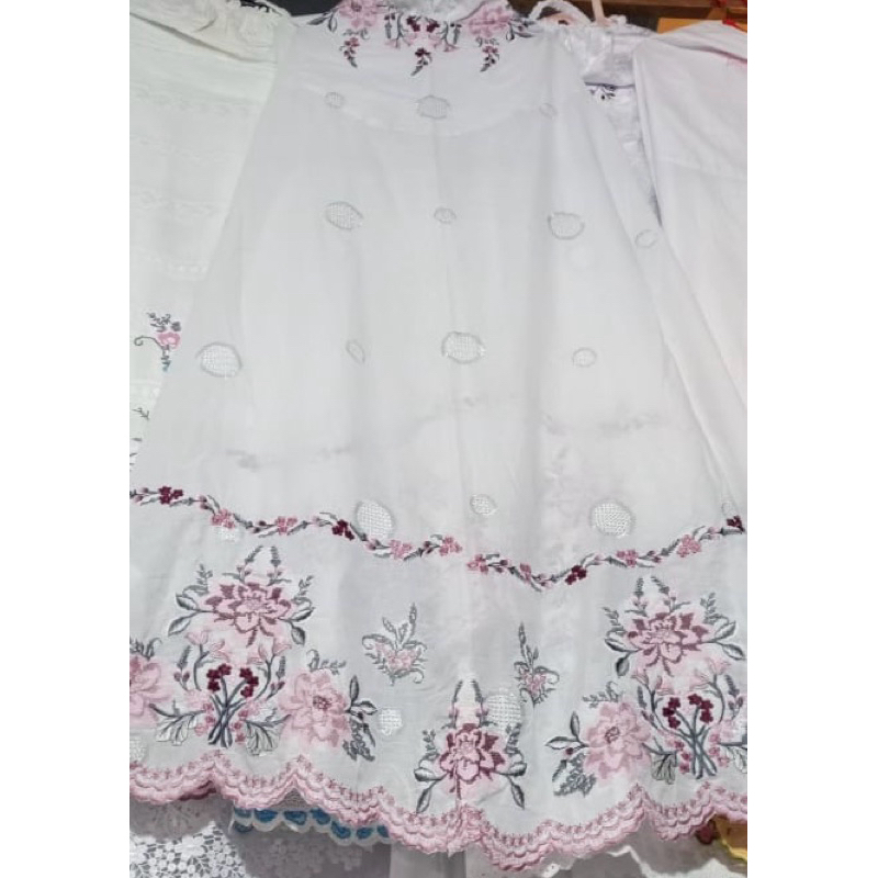 MUKENA BORDIR KHAS BUKITTINGGI,MUKENA PREMIUM BORDIR,MUKENA KEKINIAN,MUKENA BORDIR TERBARU