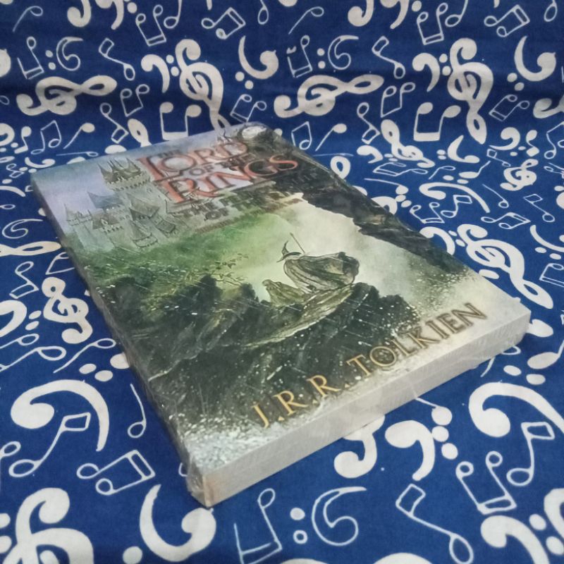 Lord of the rings - Sembilan Pembawa Cincin - JRR Tolkien