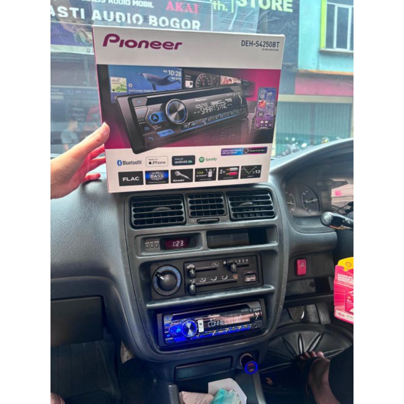 Head unit Singledin Pioneer DEH-S4250BT Original Bluetooth