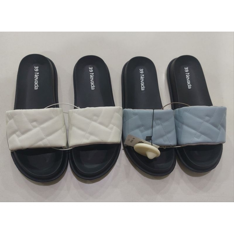Sandal flat karet wanita ringan merk NEVADA