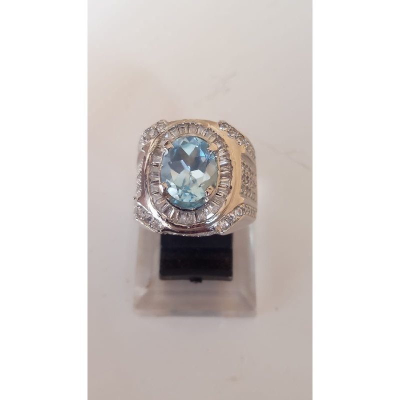 natural blue topaz
