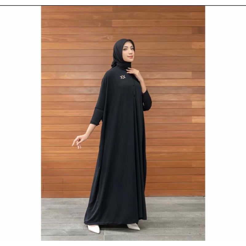 Naraya Dress Black WEARING KLAMBY (NEW)
