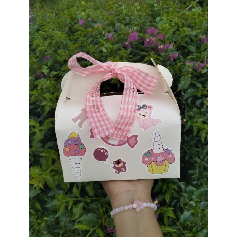 

GIFT BOX ISI SNACK, KADO PACAR / TEMAN