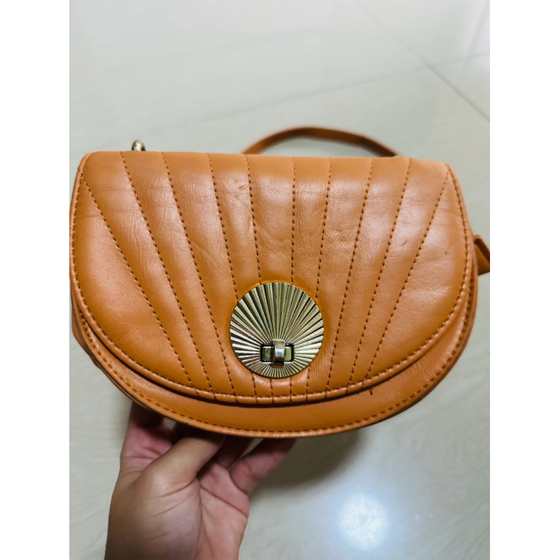 Tas Selempang Kulit Coklat