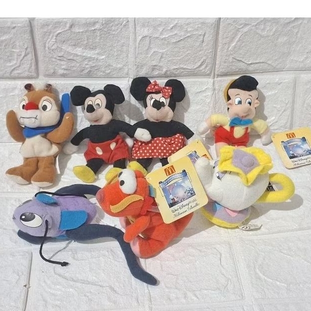 boneka kecil naga mushu mulan cangkir teko mrs potts beauty and the beast. miki mini mickey mouse mi