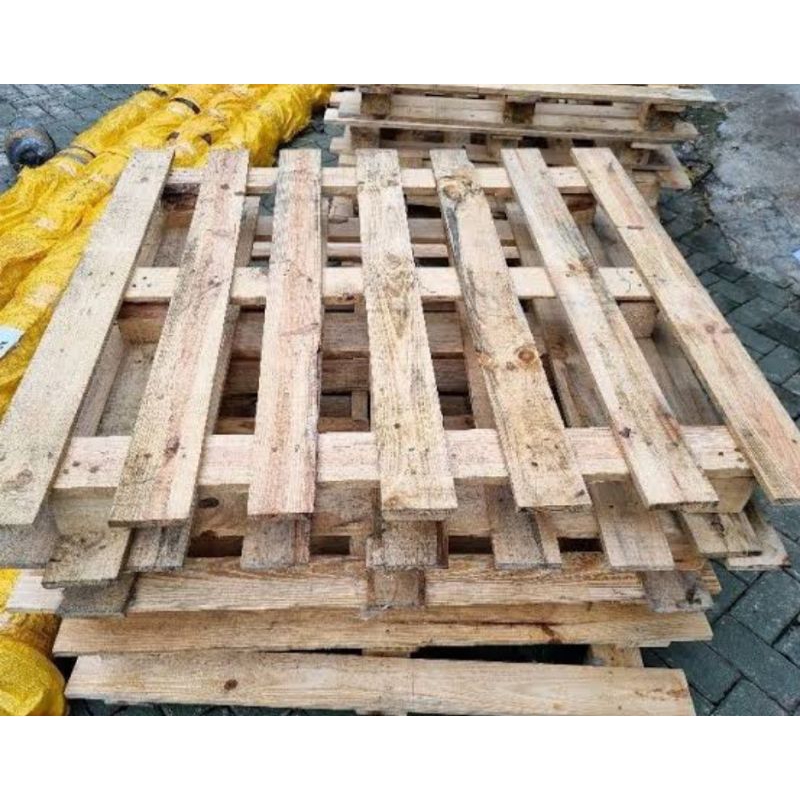 

Tambah Palet Kayu