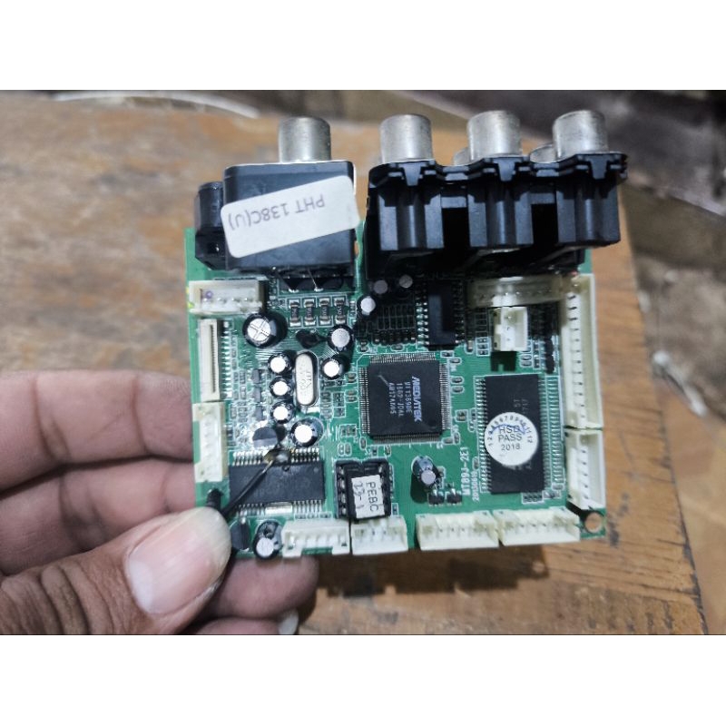 MPEG dvd home theater polytron PHT 138A