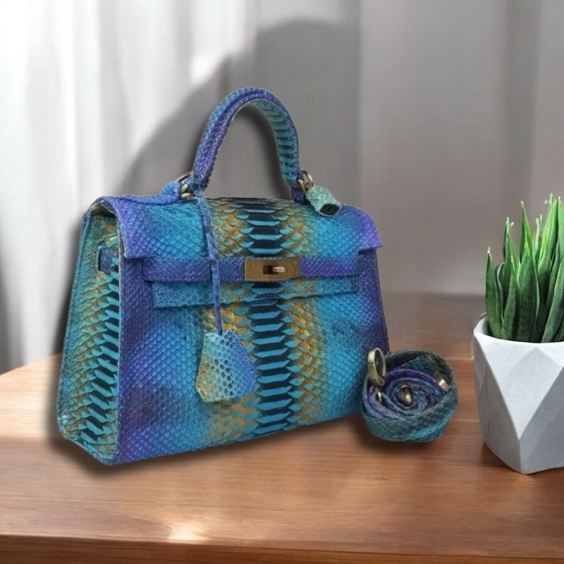 Tas Kulit Ular Piton Asli Wanita Tas kulit ular pyton Warna Biru Gradasi Kuning Eksklusif