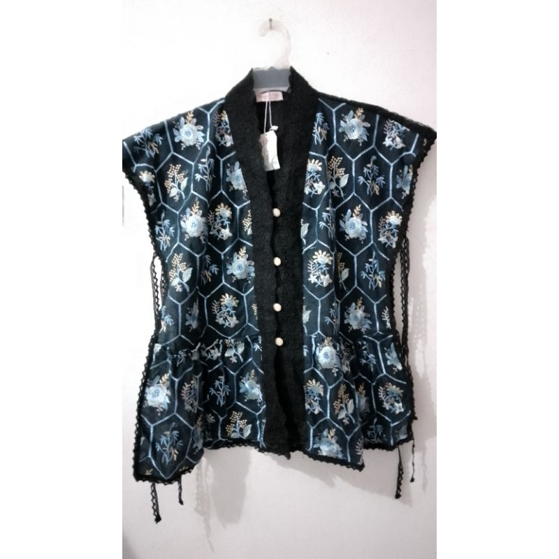 Haidee & Orlin - Calluna Outer / Vest