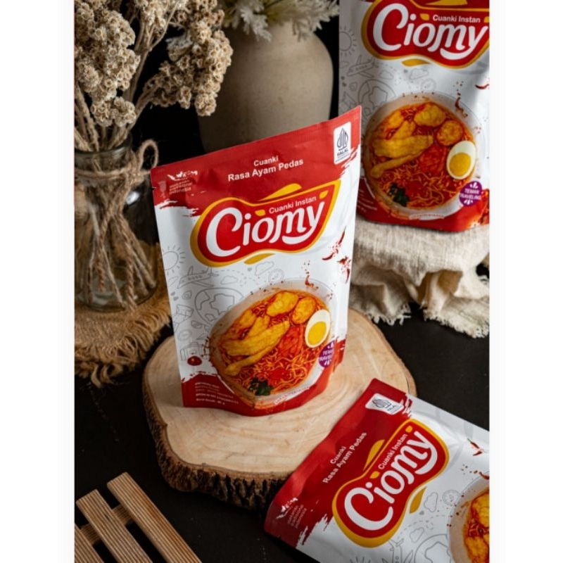 

Ciomy Cuanki Spicy Ayam Pedas Pouch