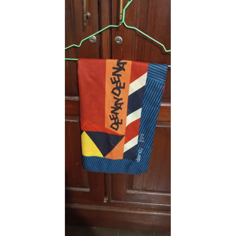 Deenay Defect preloved