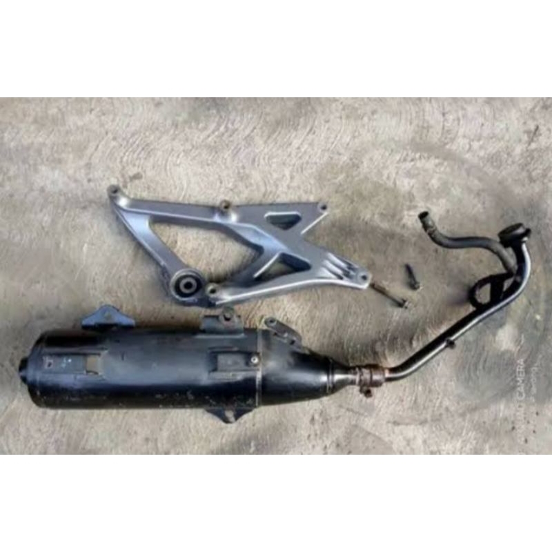 Kenalpot Arem kenalpot Xeon 125 Xeon karbu