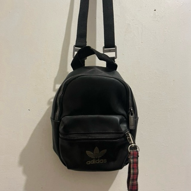 Tas Selempang Leather Adidas // Sling Bag Leather