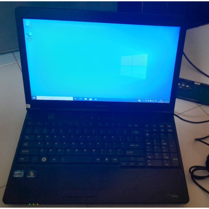 laptop Toshiba dynabook satelite B551 ,core i5