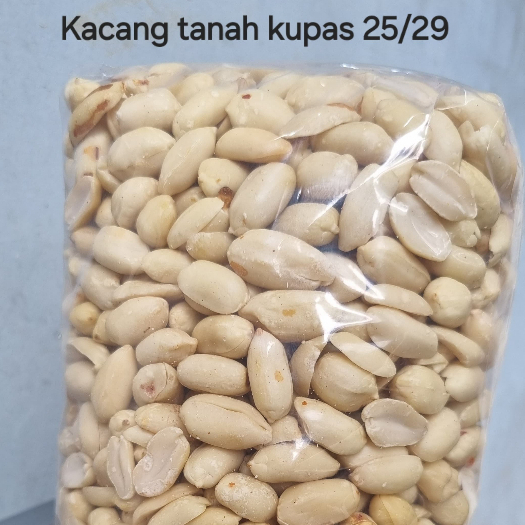 

Kacang Tanah Kupas Mentah 1 Bal 12,5kg