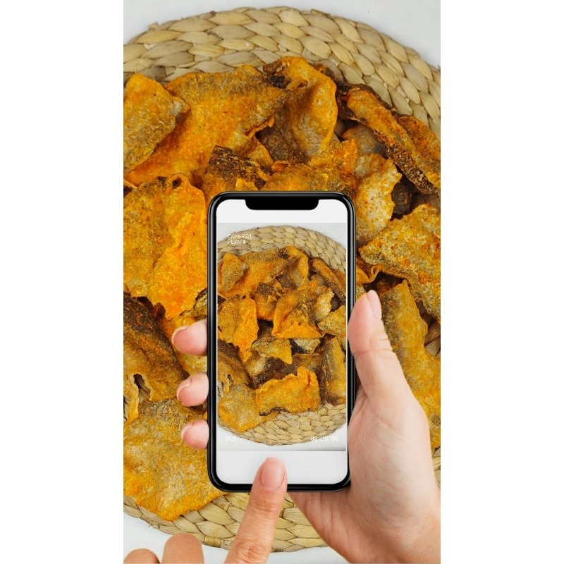 

PikTin Keripik Kulit Patin Kemasan Toples 2liter Pedas