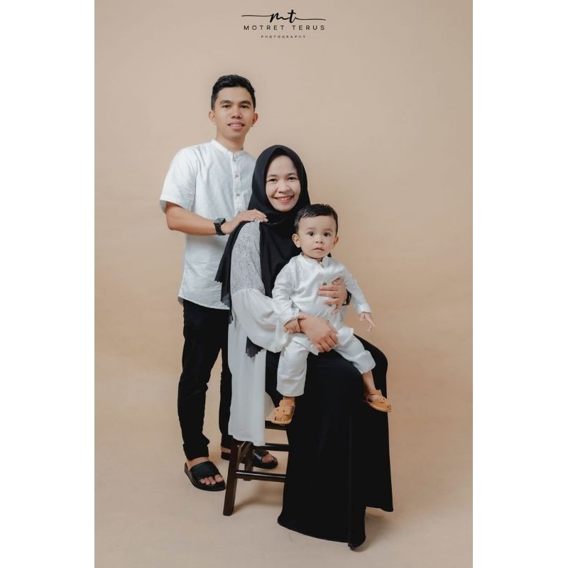 JasaEditFotoKeluargaPernikahan