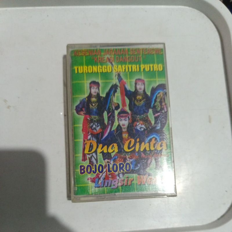 kaset pita jaranan Turonggo Safitri Putro ( album dua cinta )