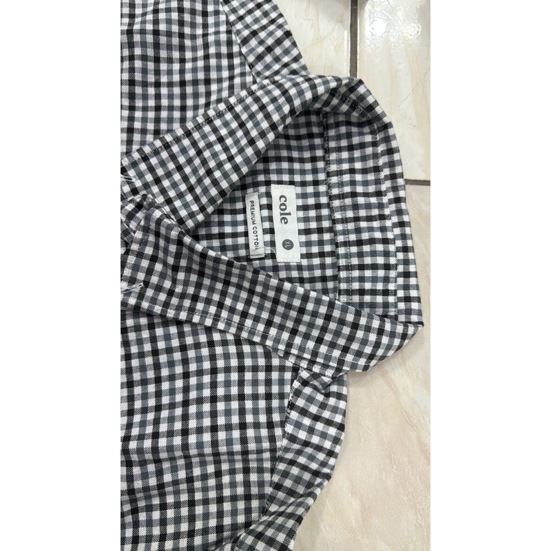 preloved kemeja "cole"