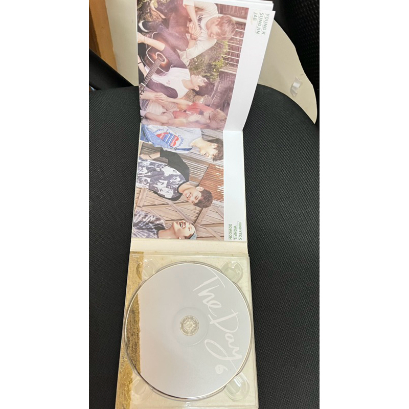 (PRELOVED) ALBUM DAY6 THE DAY THAI VER. & DAY DREAM