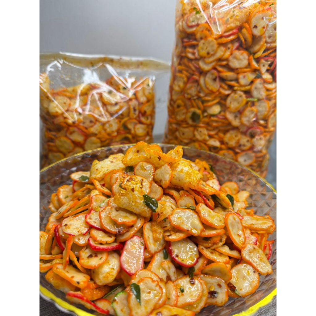 

Seblak Kerupuk Bawang Isi 500Gram Pedas Ori Daun Jeruk