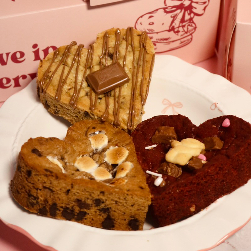 

Bundle of 3 Valentine's AprilSweeth (limited edition - valentine's)