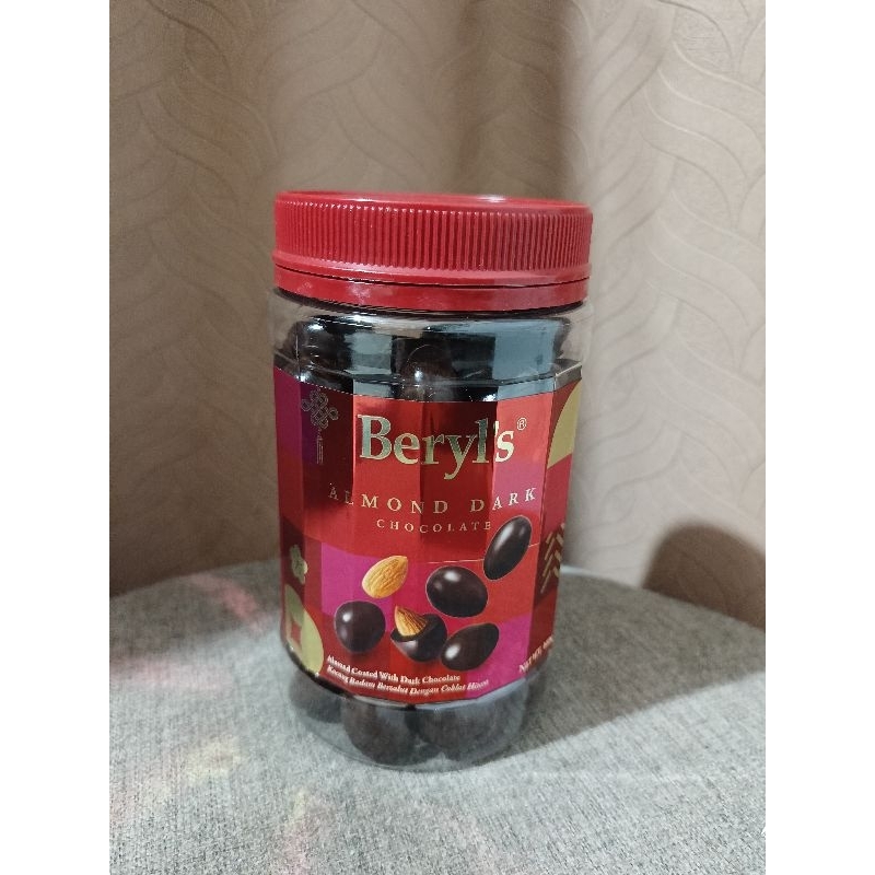 

BERYLS ALMOND DARK CHOCOLATE