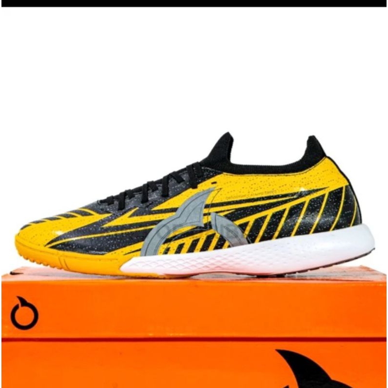 ORTUSEIGHT CATALYST LIBERTE INFINITY IN BAFANA YELLOW