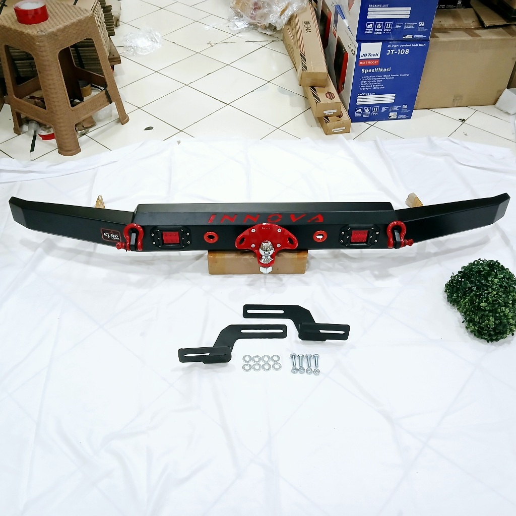 Towing Pengaman Bumper Belakang Mobil Innova Lama 2005 - 2015 Emboss