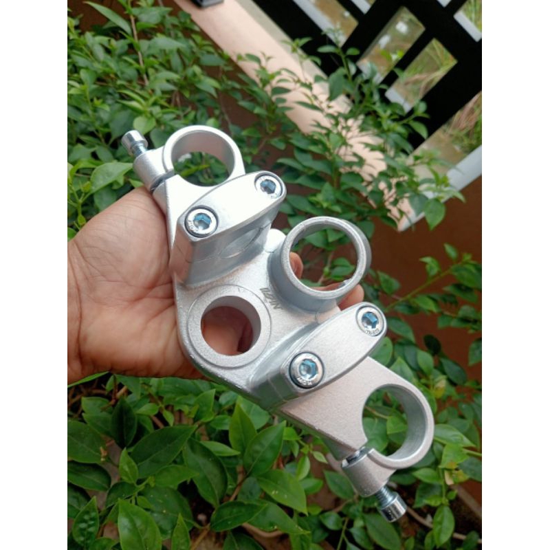 SEGITIGA T ATAS NINJA R OLD S SS NISSIN SEGITIGA T ATAS KAWASAKI NINJA R OLD S SS IMPOR