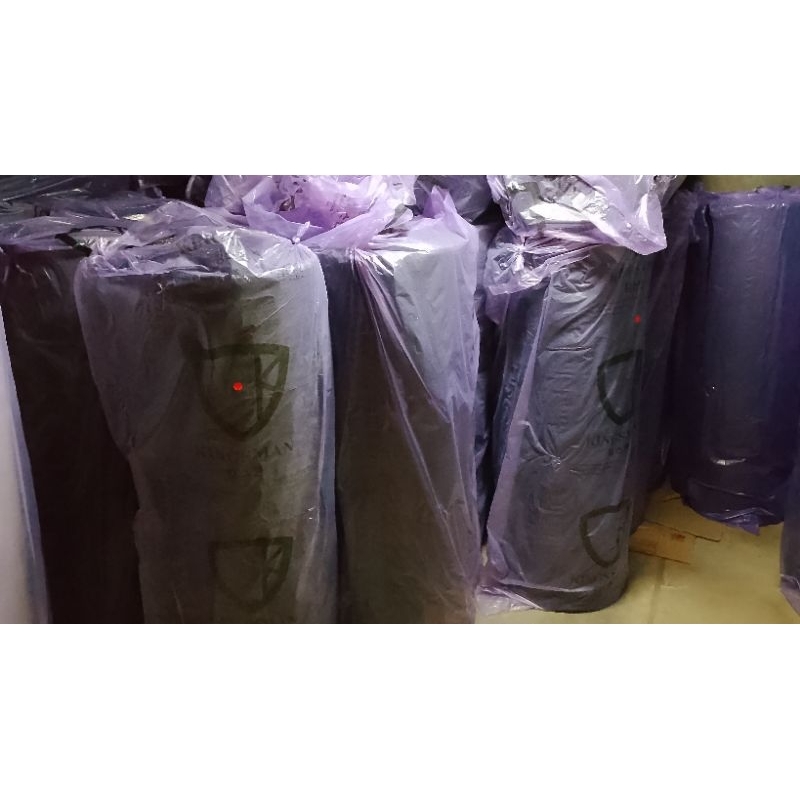 

Babble wrap tebal Hitam & putih ukuran 25x50, 2,7kilo