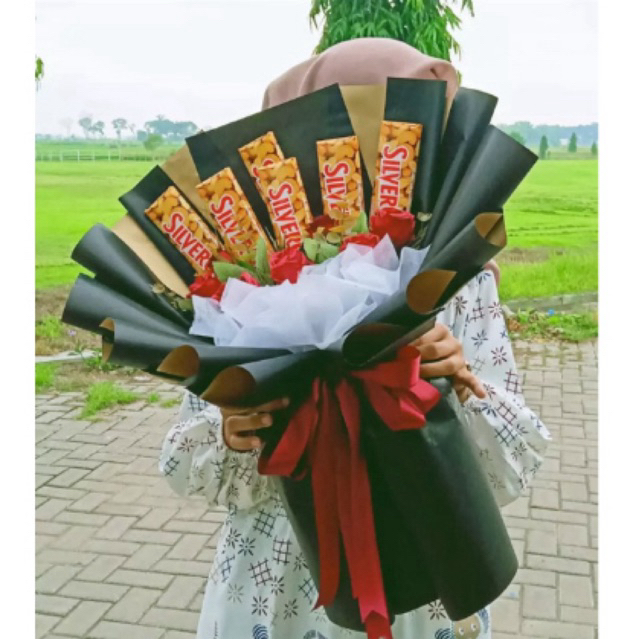buket coklat dan bunga / buket valentine / buket bunga