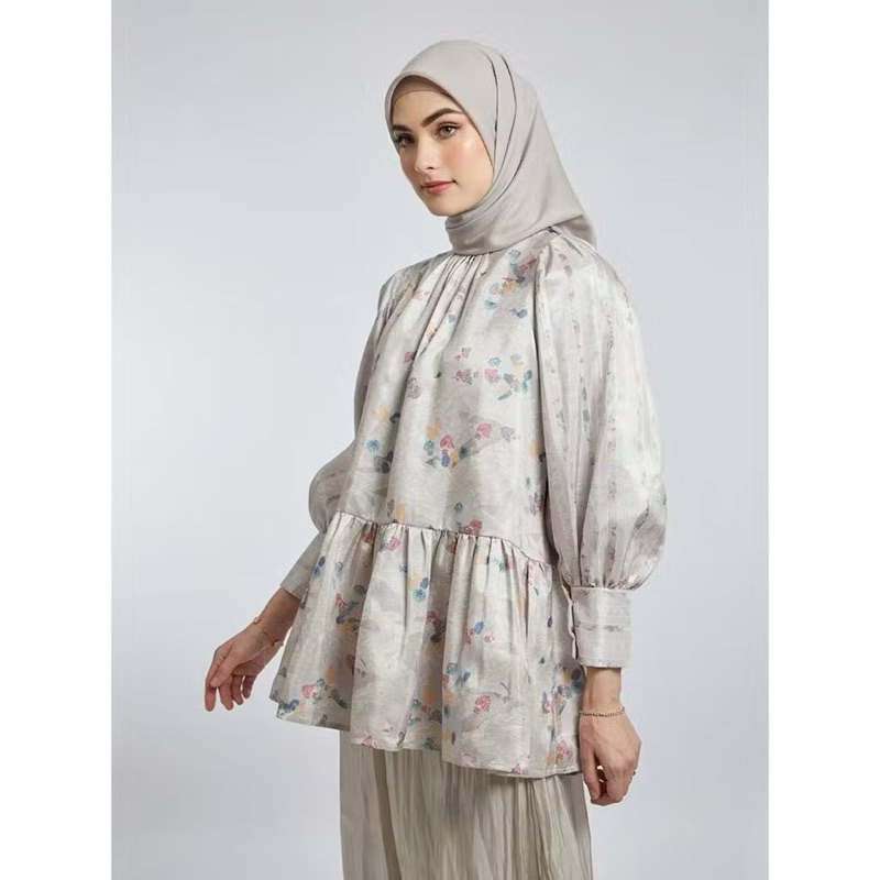 KIMMONIA REA Top Size XL new ( BS X KAMI )