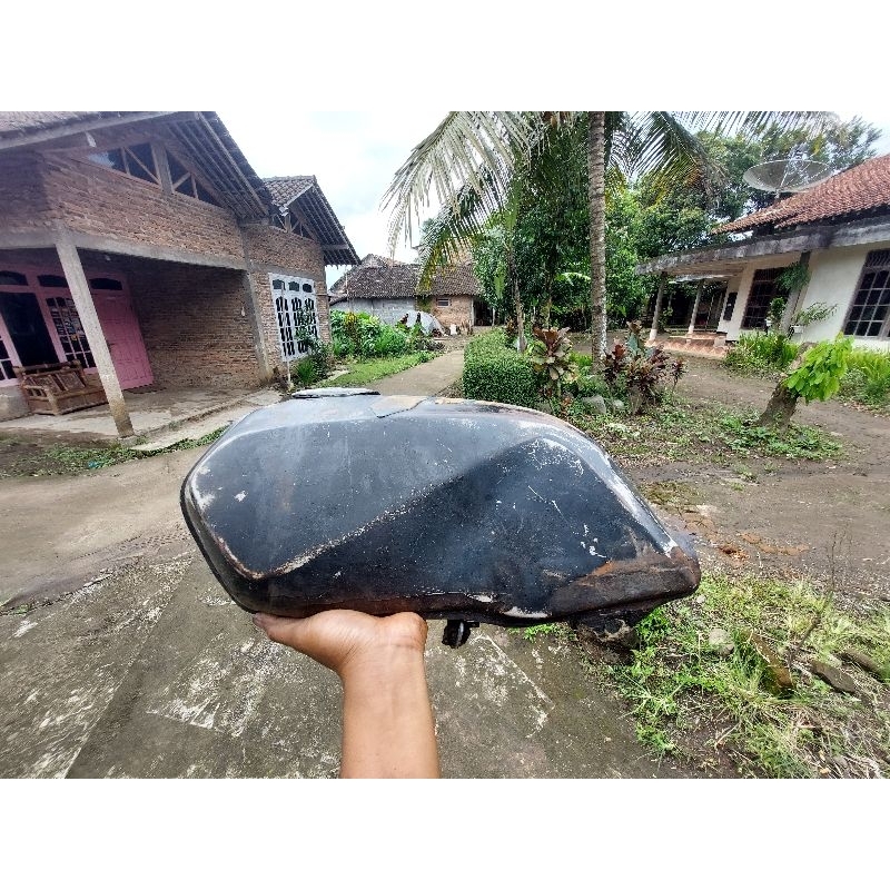 Tengki Tangki Suzuki TRS Katana Trs Original Bahan