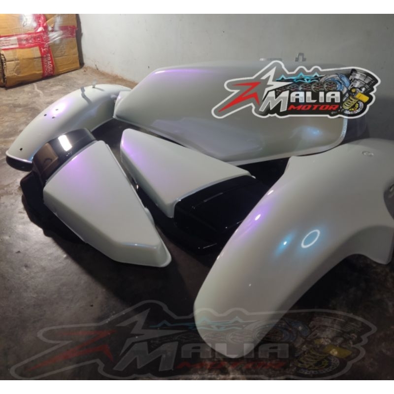 body set halus rx king custom putih bunglon body bodi set halus yamaha rx king custom putih bunglon