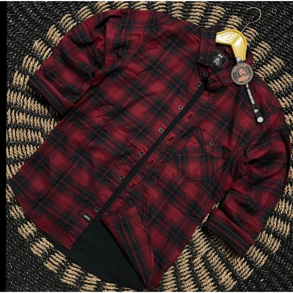 kemeja Flanel merah hitam / kemeja distro / kemeja Terbaru / kemeja Best seller / hem flanel / atasa