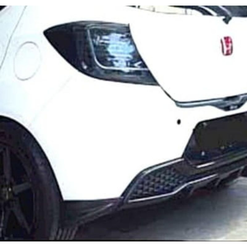 Winglet belakang all new brio