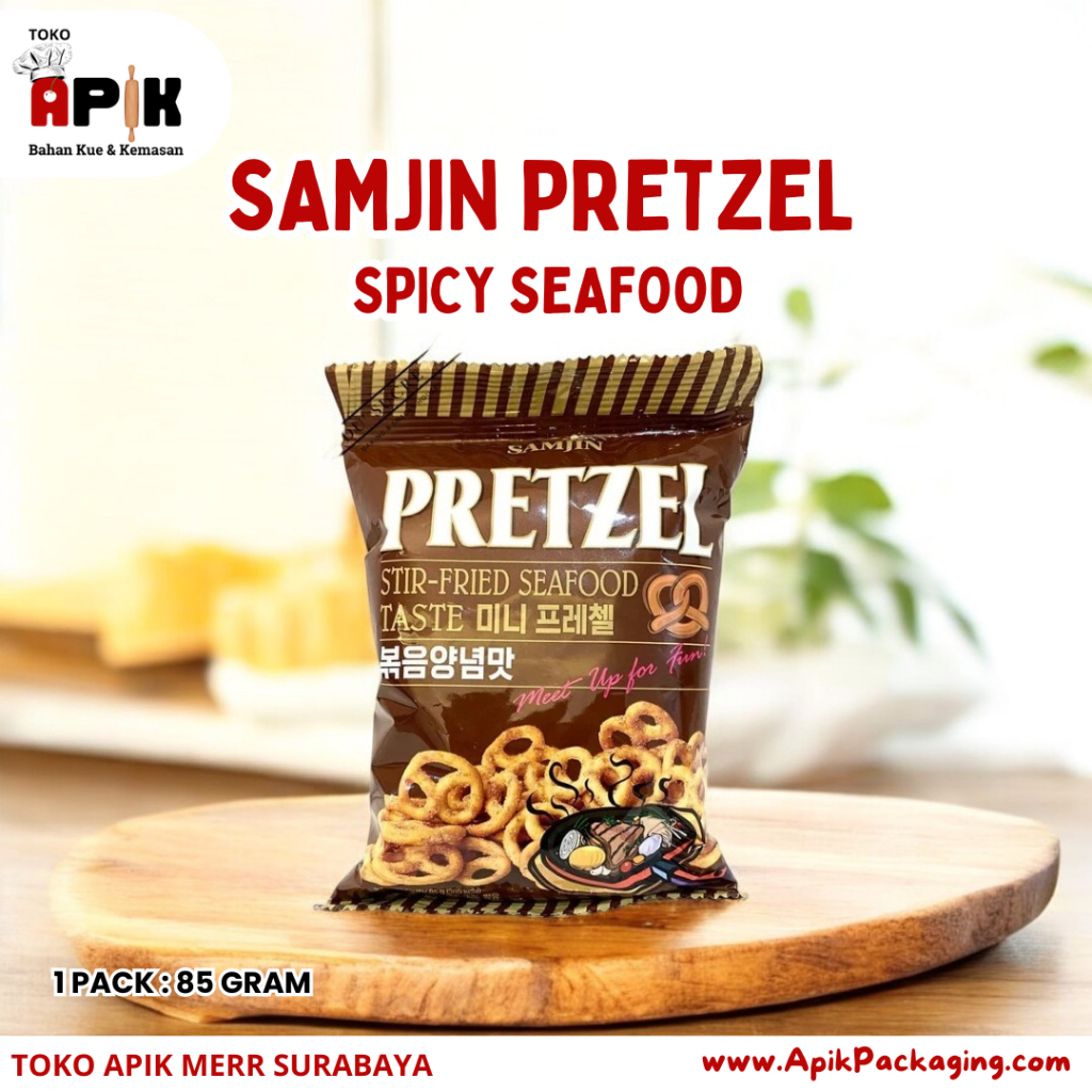 

Samjin Pretzel Snack Korea Cheddar Cheese Spicy Beef Stir Fried Seafood Wasabi Mini Mix 85g