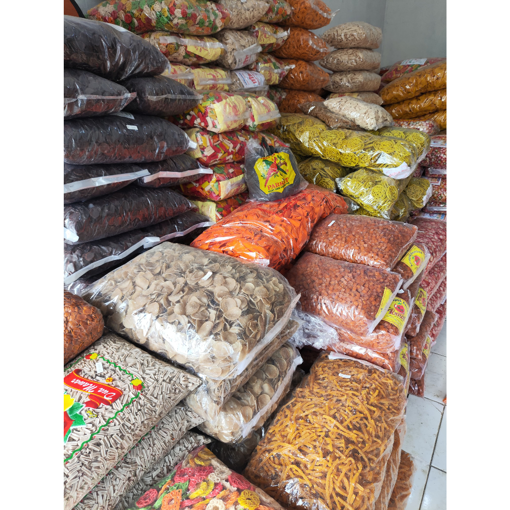 

KERUPUK JENGKOL 5 KG - GROSIR KERUPUK MURAH - KERUPUK MENTAH - KERUPUK SEBLAK