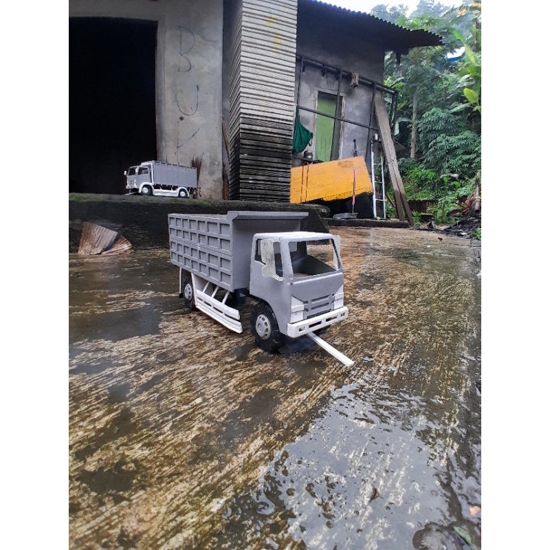 spion auman miniatur truk plastik