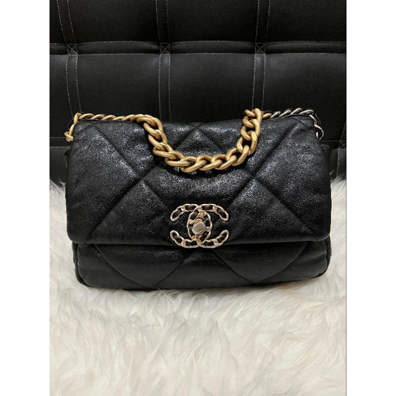 Chanel C19 Black