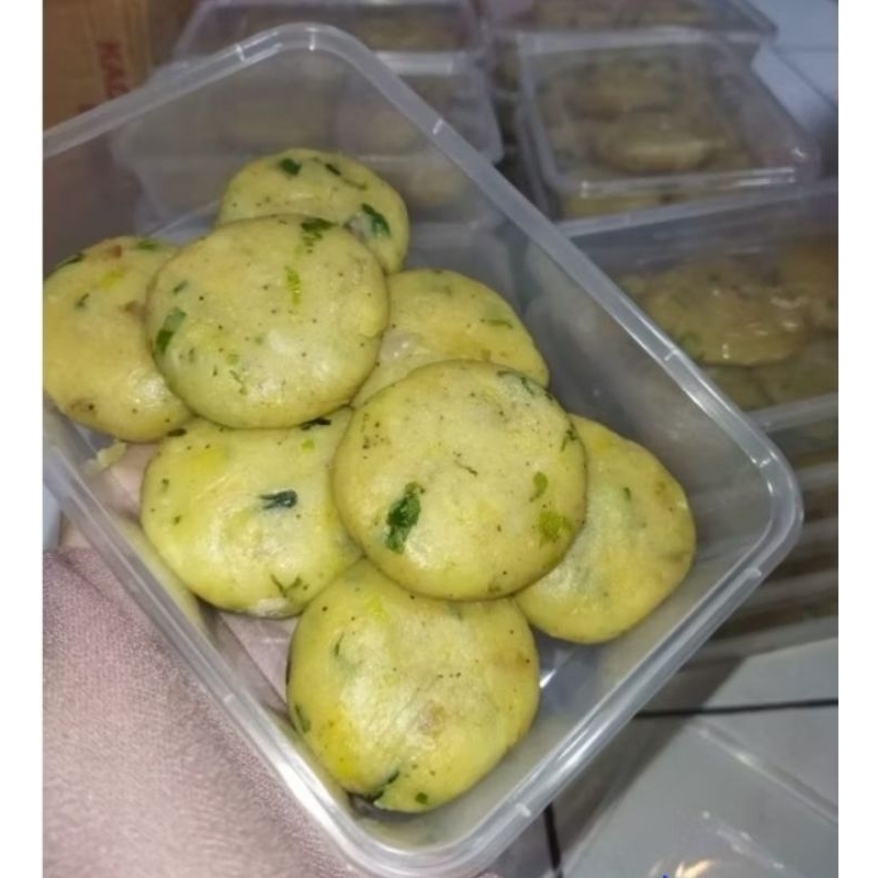 

Perkedel Frozen siap goreng. isi 10 pcs