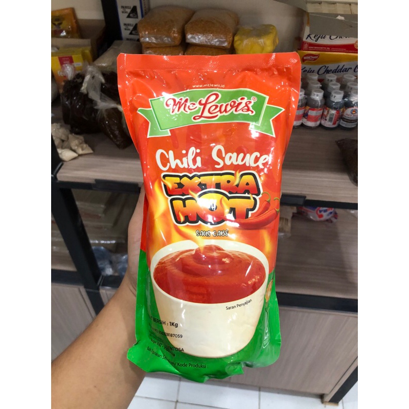 

Me Lewis chili sauce extra hot 1 kg