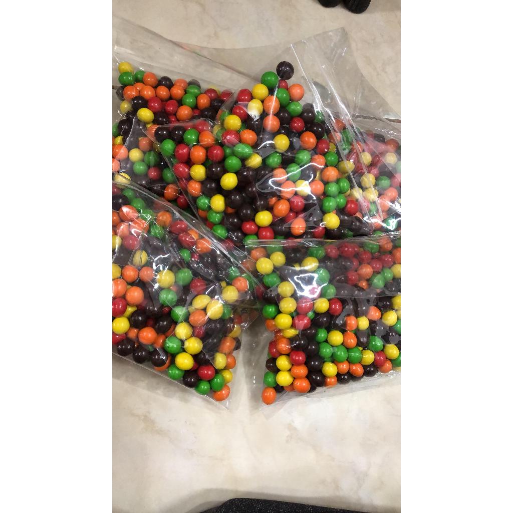 

Chocolate rainbow ball kemasan 500gram