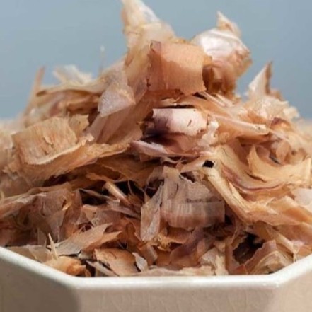 

Katsuobushi halus / ikan cakalang serut kering lokal